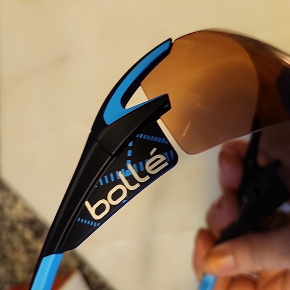 Bolle 5th Element Pro Matte Carbone/Blue with Rose Blue OLEO AF Lens - Picture 8 of 16